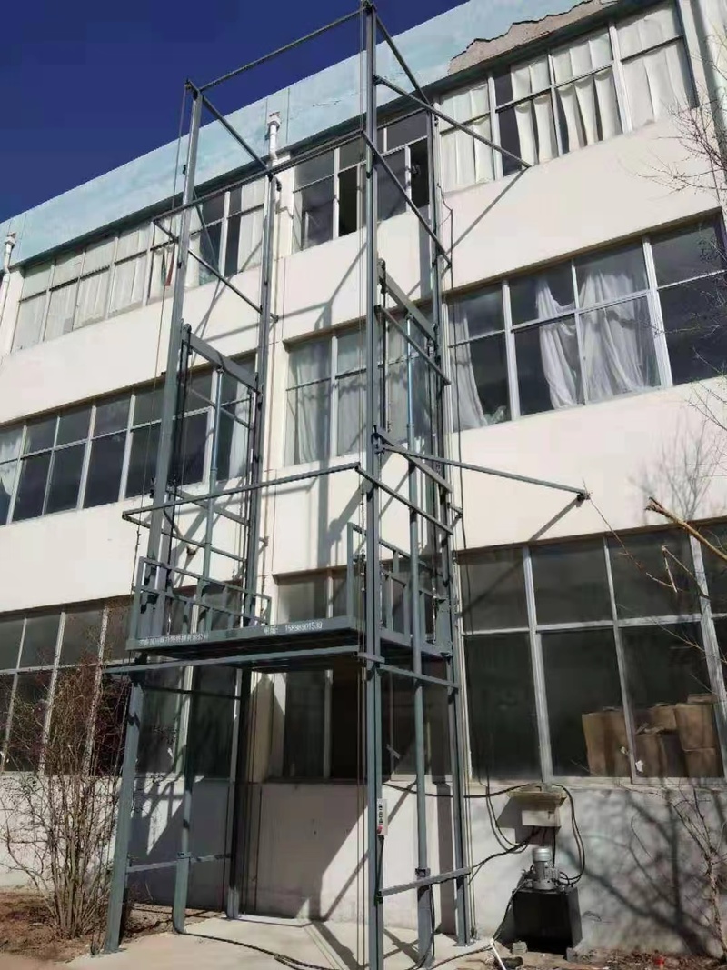 蚌埠室外贴墙货梯